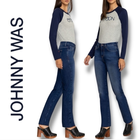 Johnny Was Denim - JOHNNY WAS Sancere Blue Straight Leg Jeans Medium Wash in the Size 33‎
